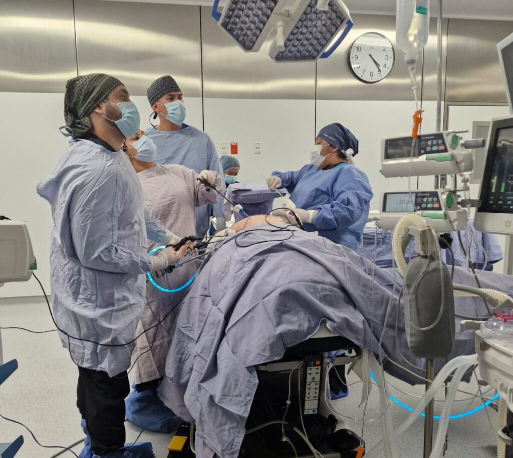 doctores en cirugía